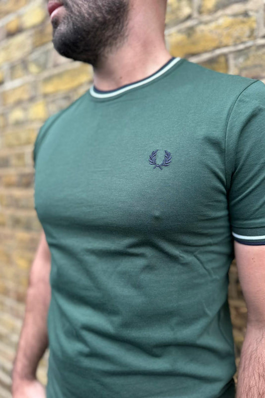 M1588 Twin Tipped Ivy Green / Snowywhite  - T-Shirt