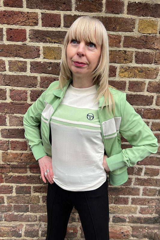 Miss Masters Quiet Green - T-Shirt