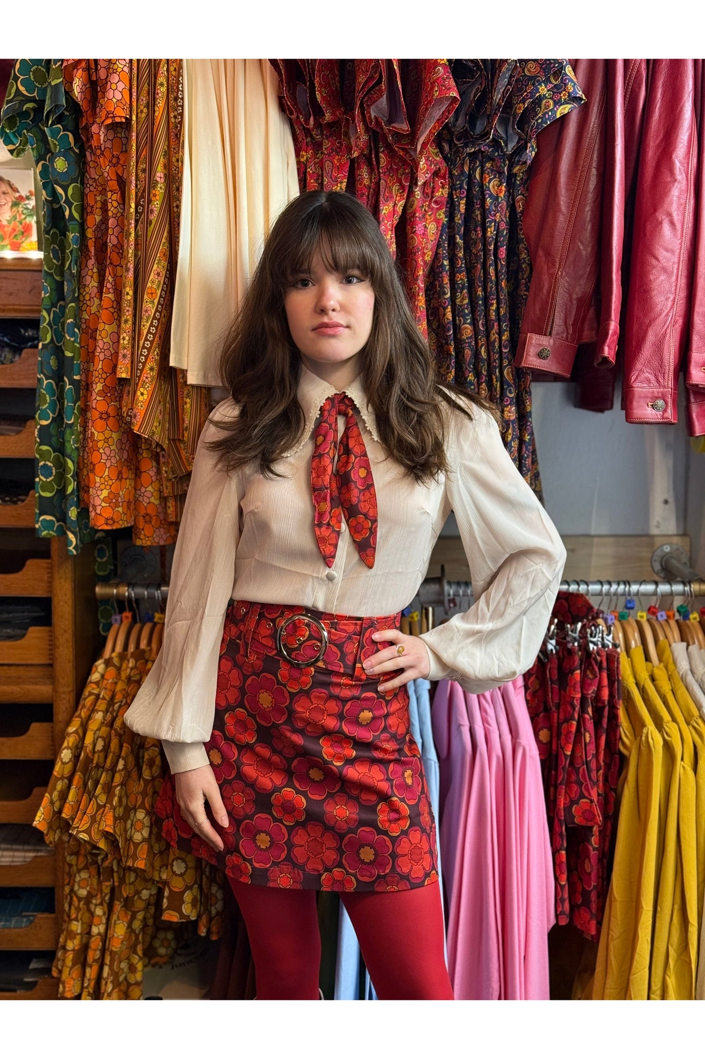 Exclusive 'Dolly' Mod Blossom Grape - Scarf