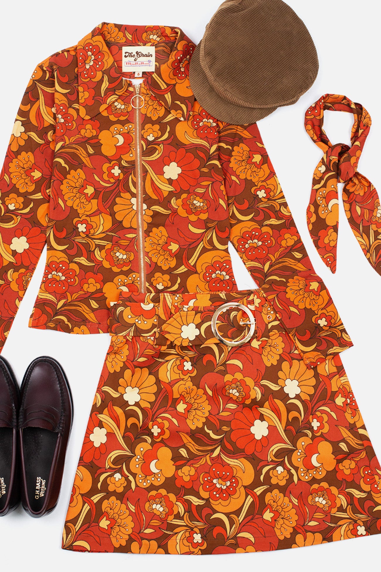 Exclusive 'Jagger' Love Child Rust Dagger Collar - Shirt