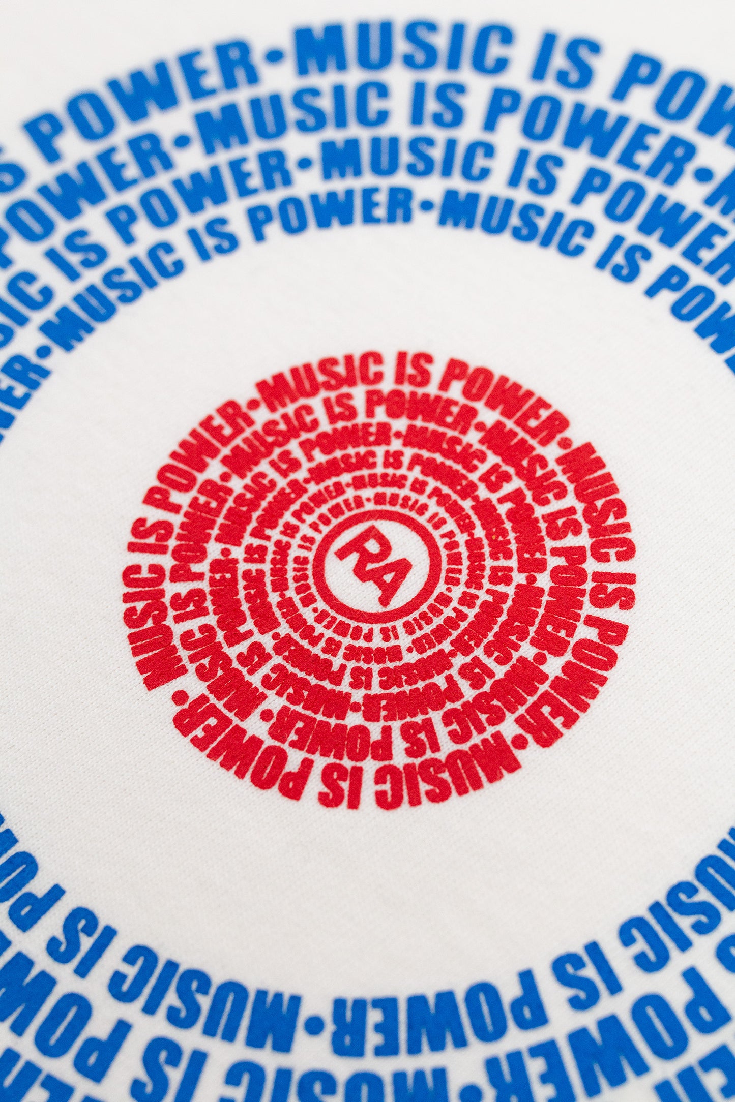 Music is Power Target Ecru - T-Shirt