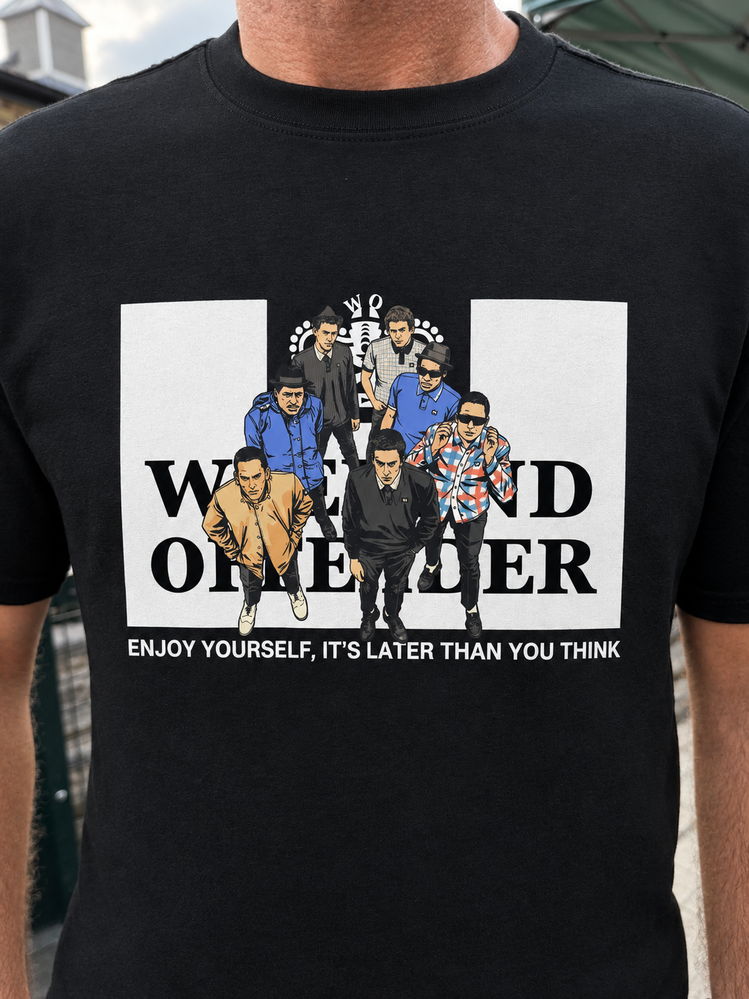 Aka Black Graphic - T-Shirt