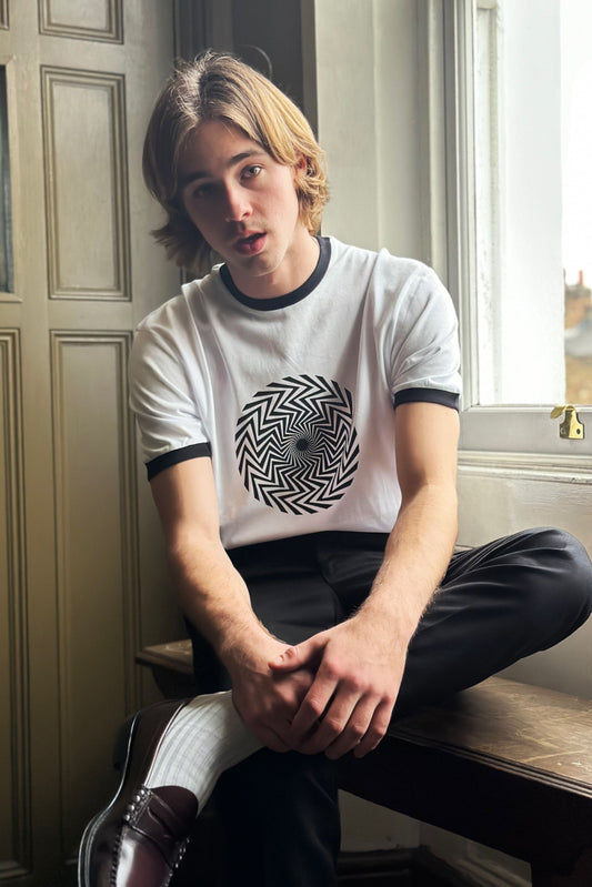 TW/3013 Exclusive Black Spiral White - T-Shirt