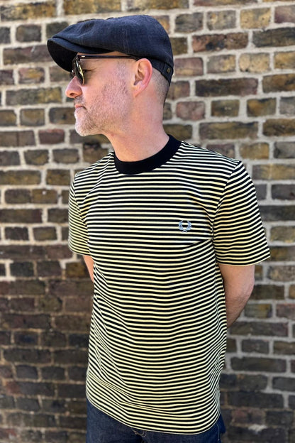 M6581 Fine Stripe Honey / Black - T-Shirt