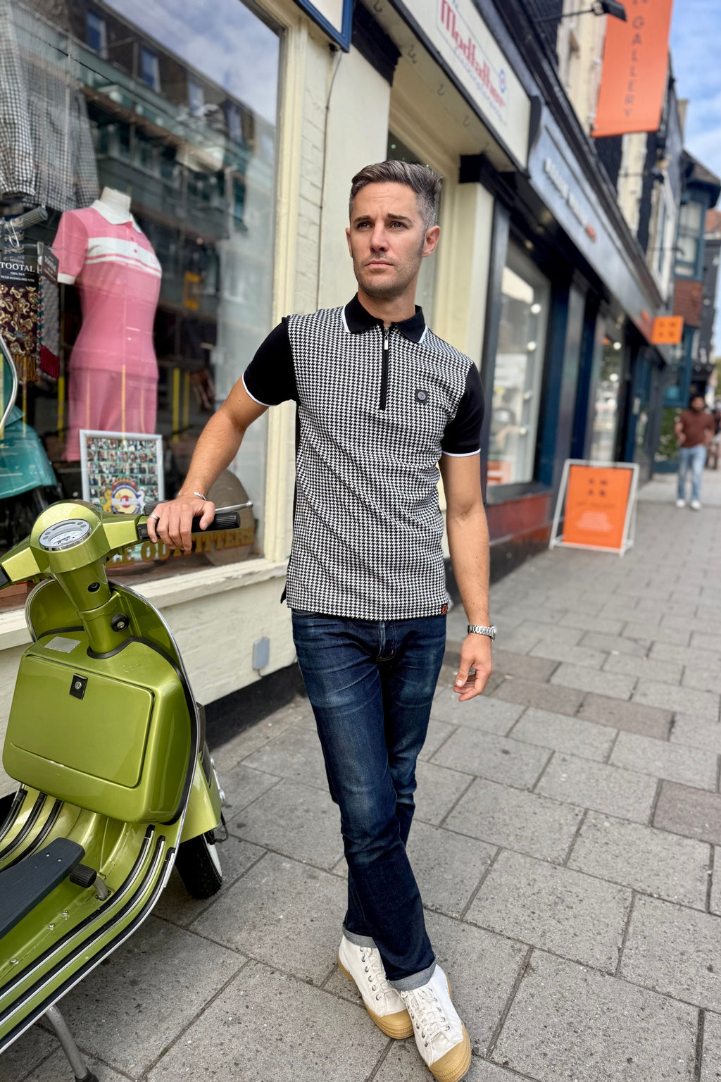 TR/9125 Mono Houndstooth Zip - Polo