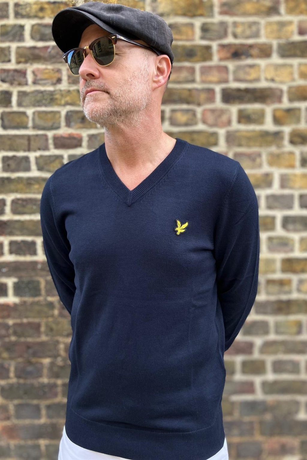 V-Neck Dark Navy - Knitted Jumper