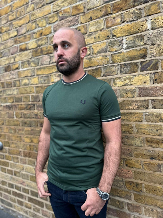 M1588 Twin Tipped Ivy Green/ Snowywhite  - T-Shirt