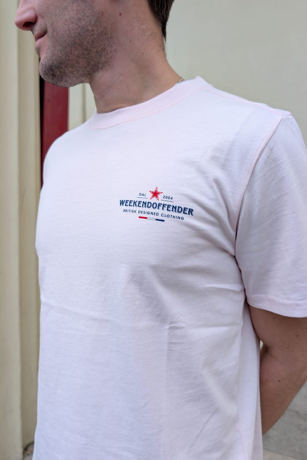 Bergamo Soft Pink Graphic - T-Shirt