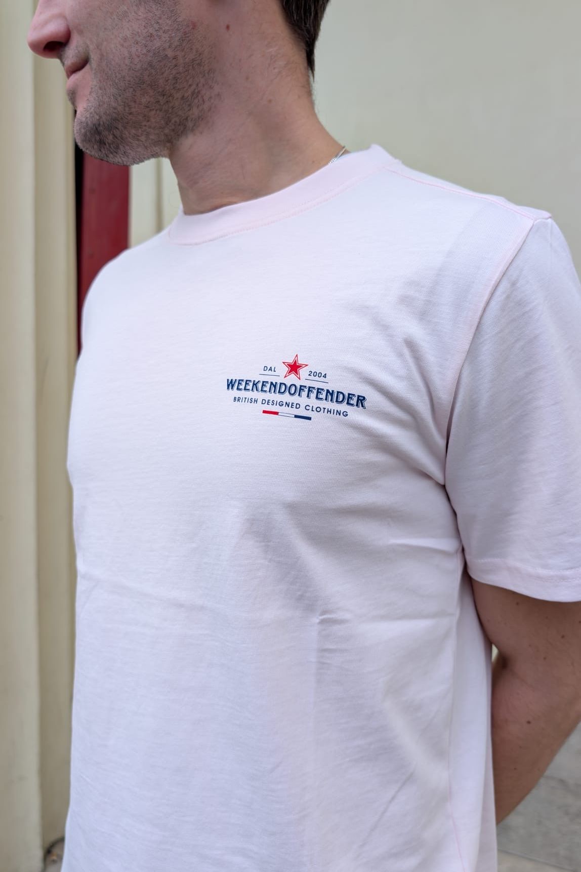 Bergamo Soft Pink Graphic - T-Shirt