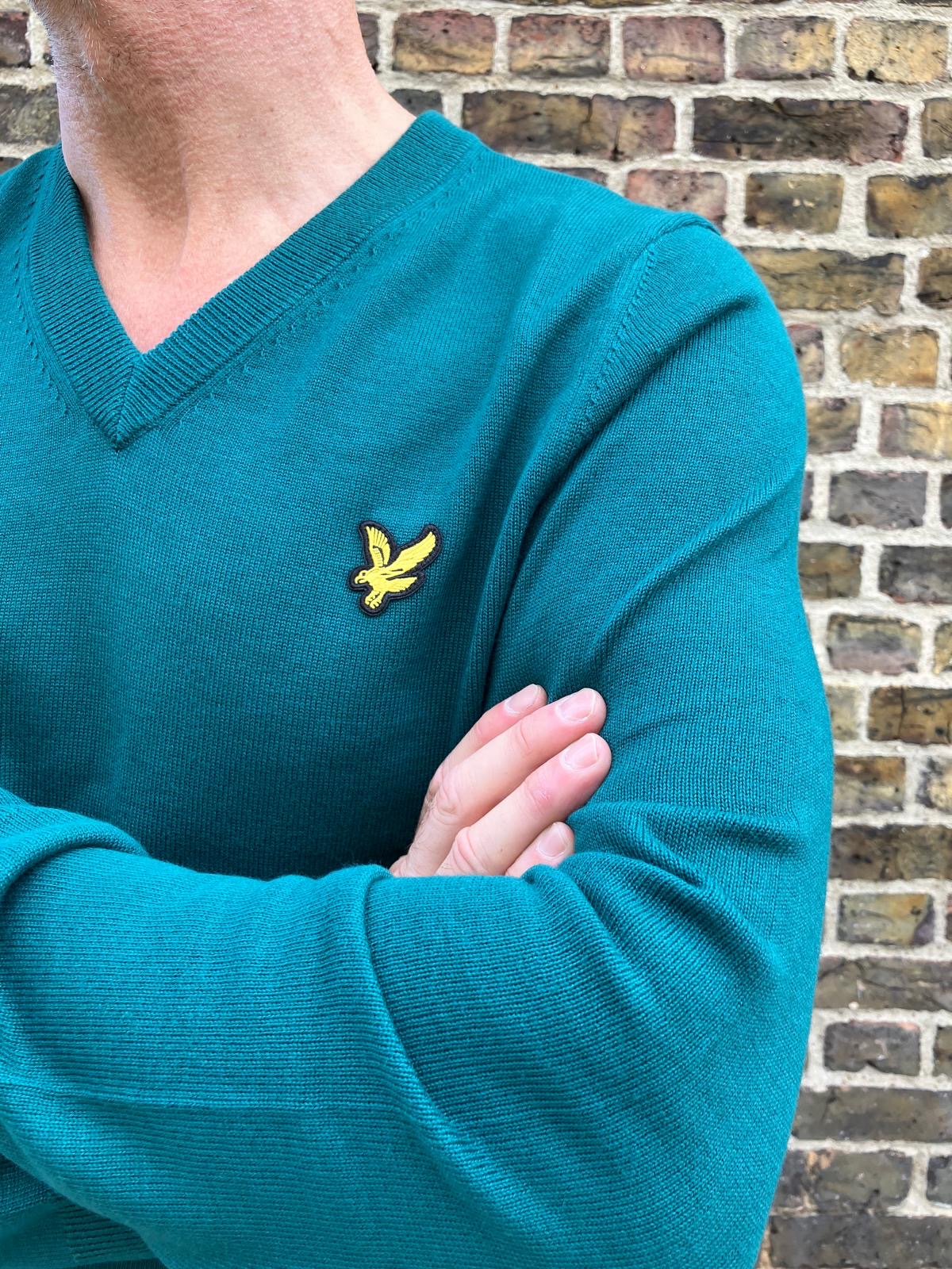 V Neck Green - Knitted Jumper