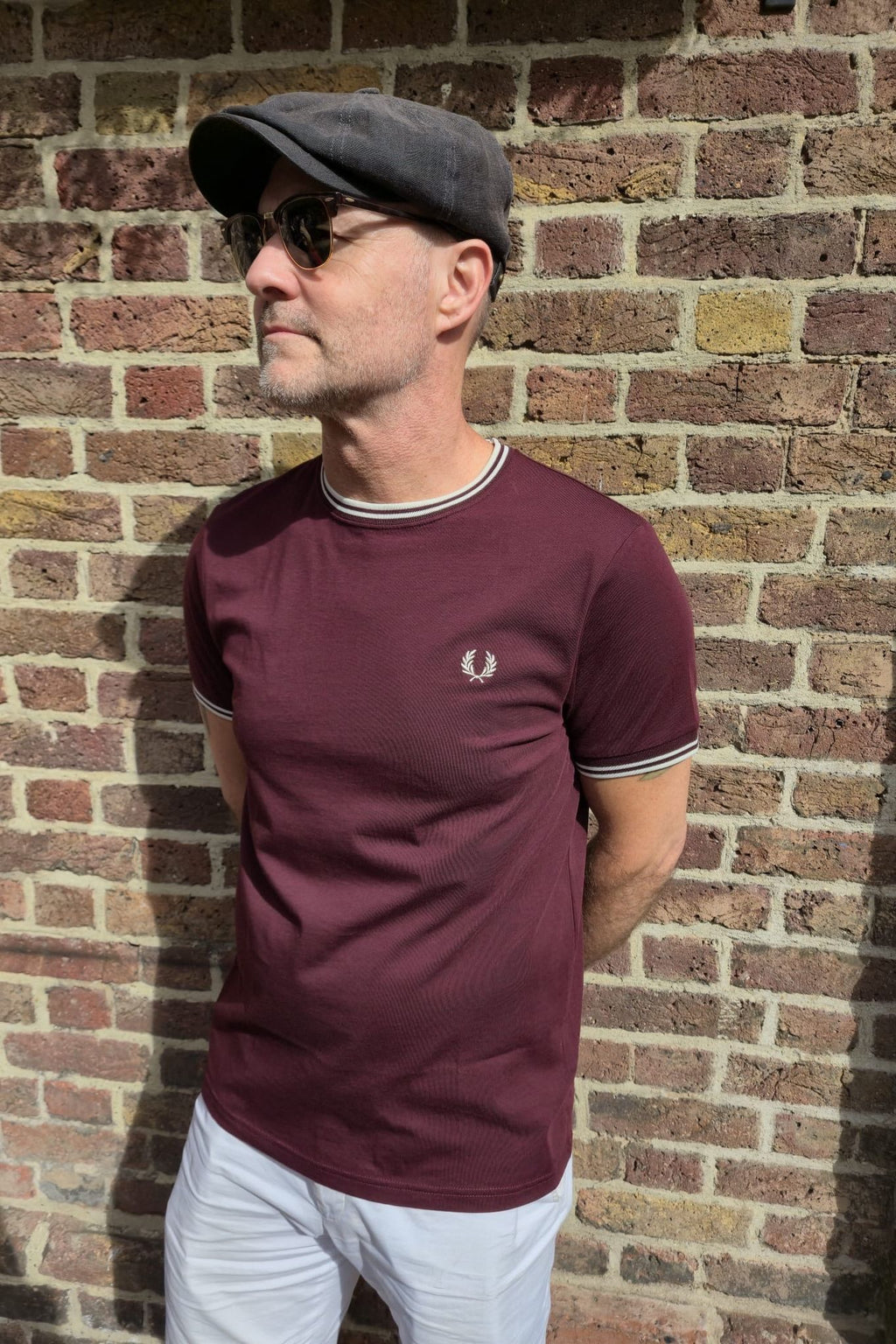 M1588 Twin Tipped Oxblood - T-Shirt
