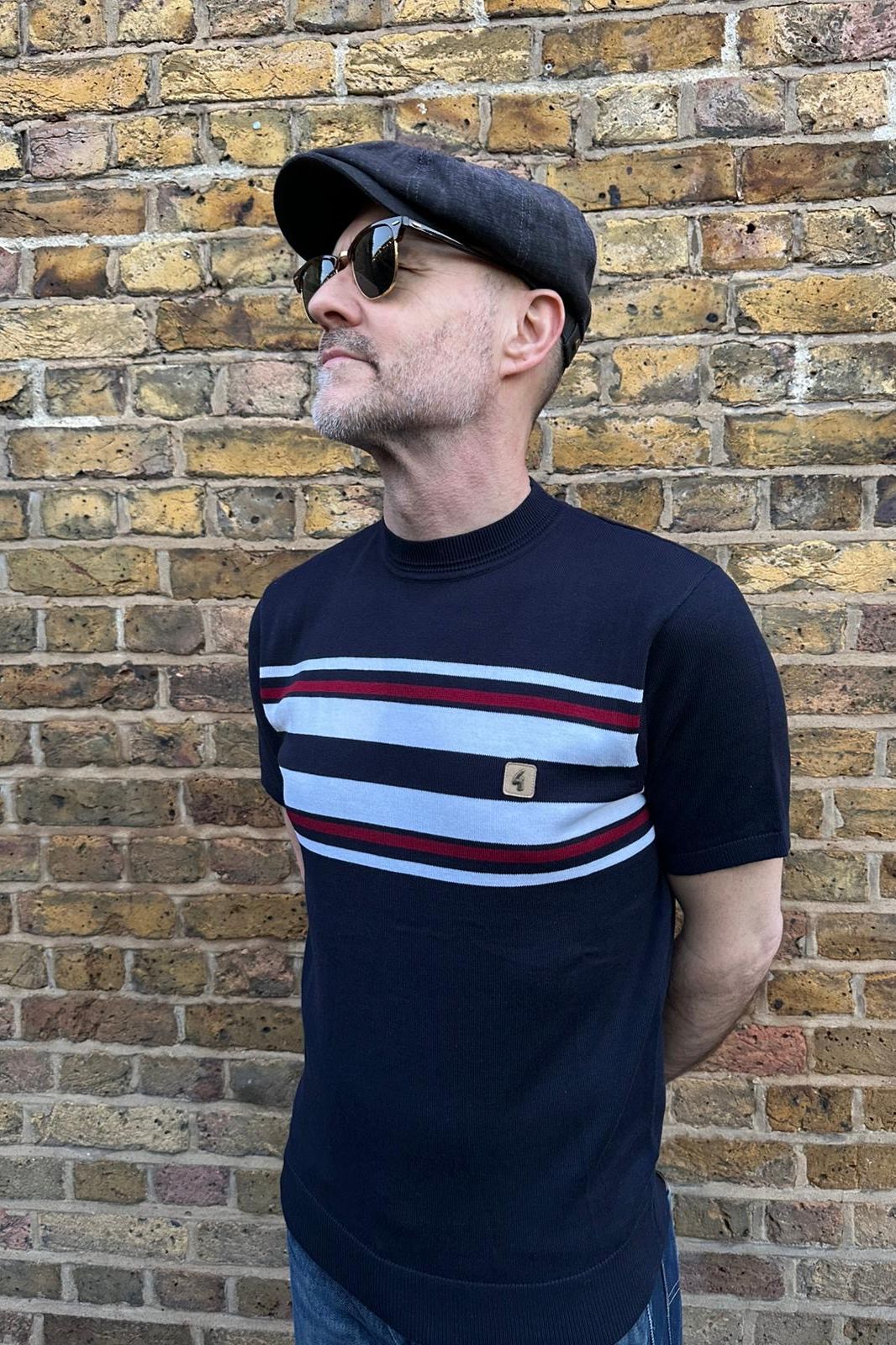 Liam Navy S/S - Crew Neck Knit