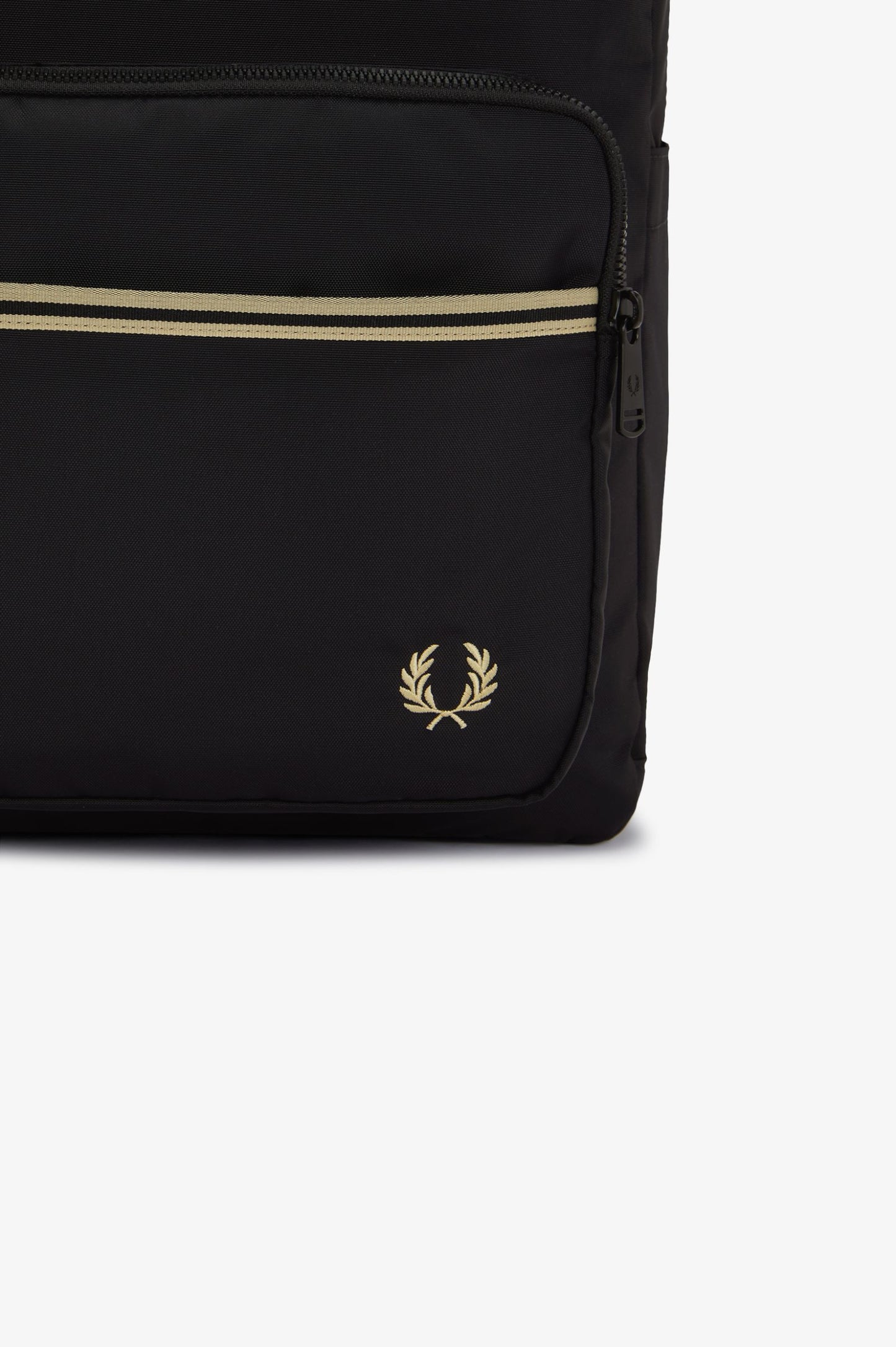 L2807 Tipped Tape Black - Backpack