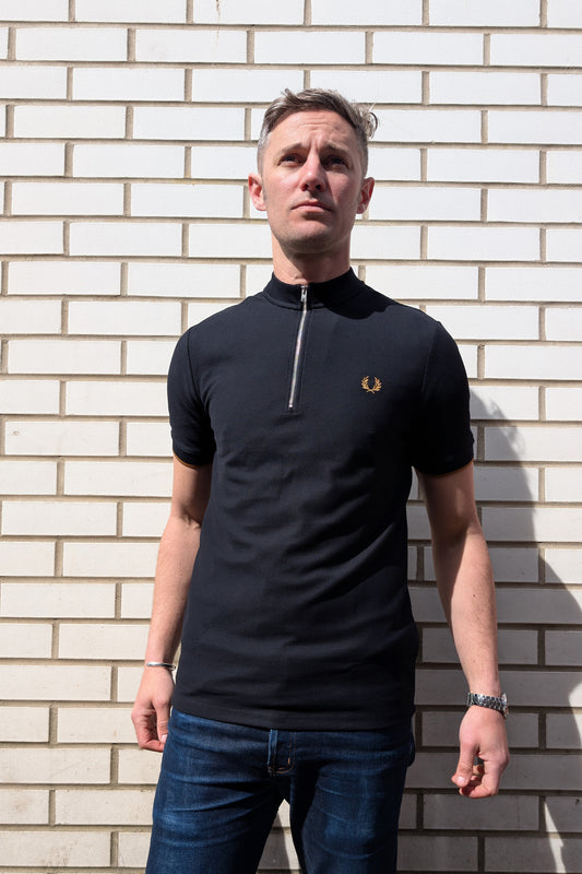 M2448 Tipped Cuff Pique Black - T-Shirt