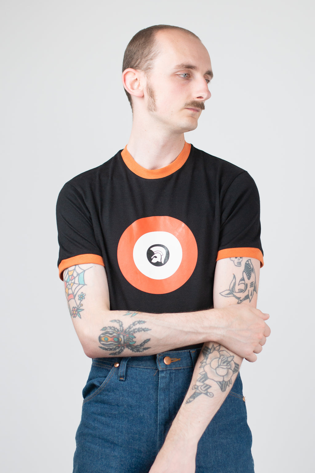 Target Ringer Black - T-Shirt